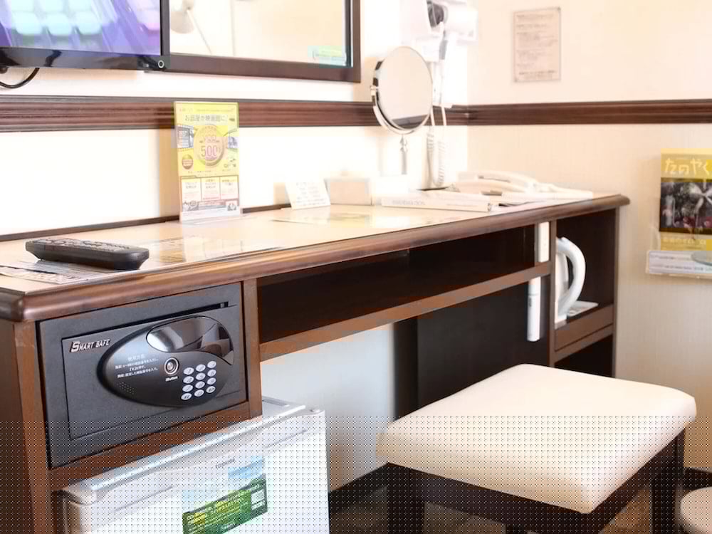Toyoko Inn Naha Omoromachi Ekimae 38/67