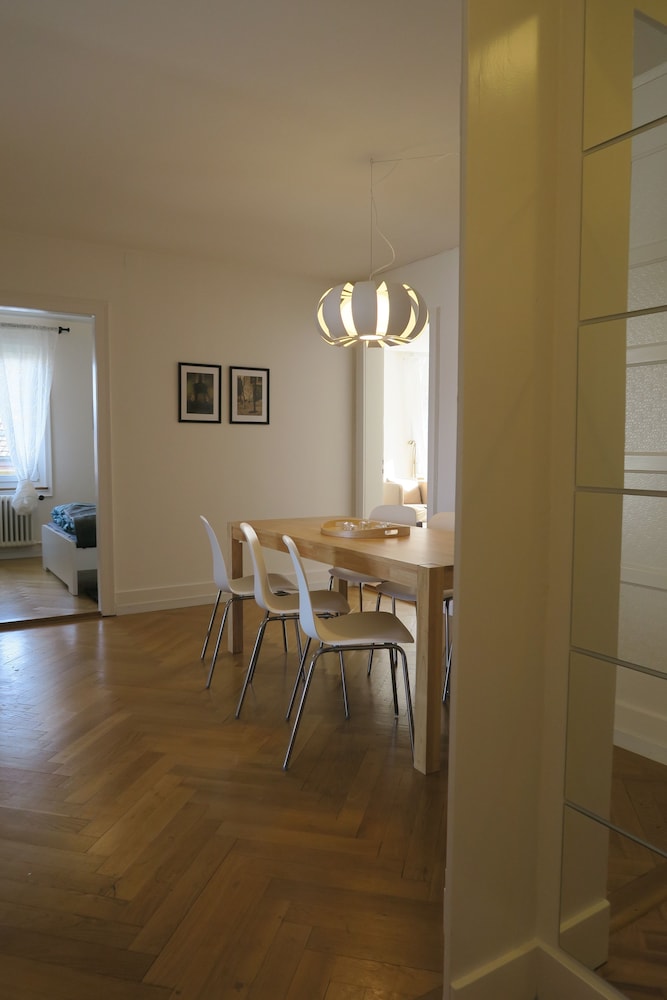 Newly Furnished Apartments In Zurich 20/50