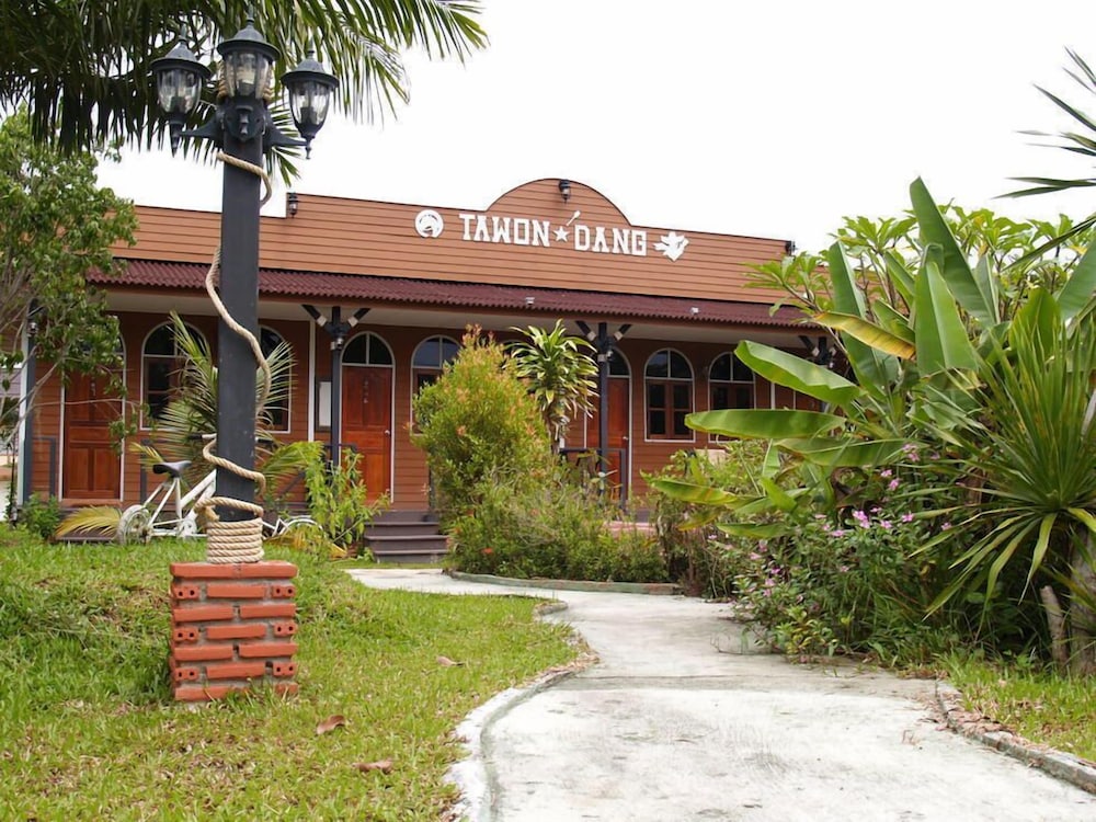 Cowboy Farm Resort Pattaya 8/39