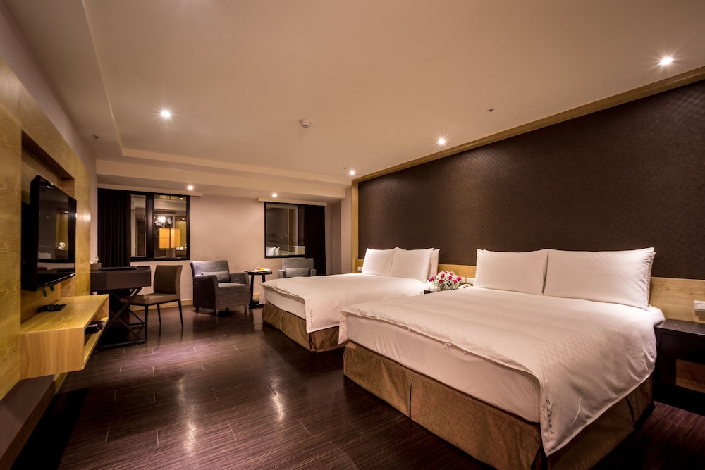 Hotel Rich 10/60