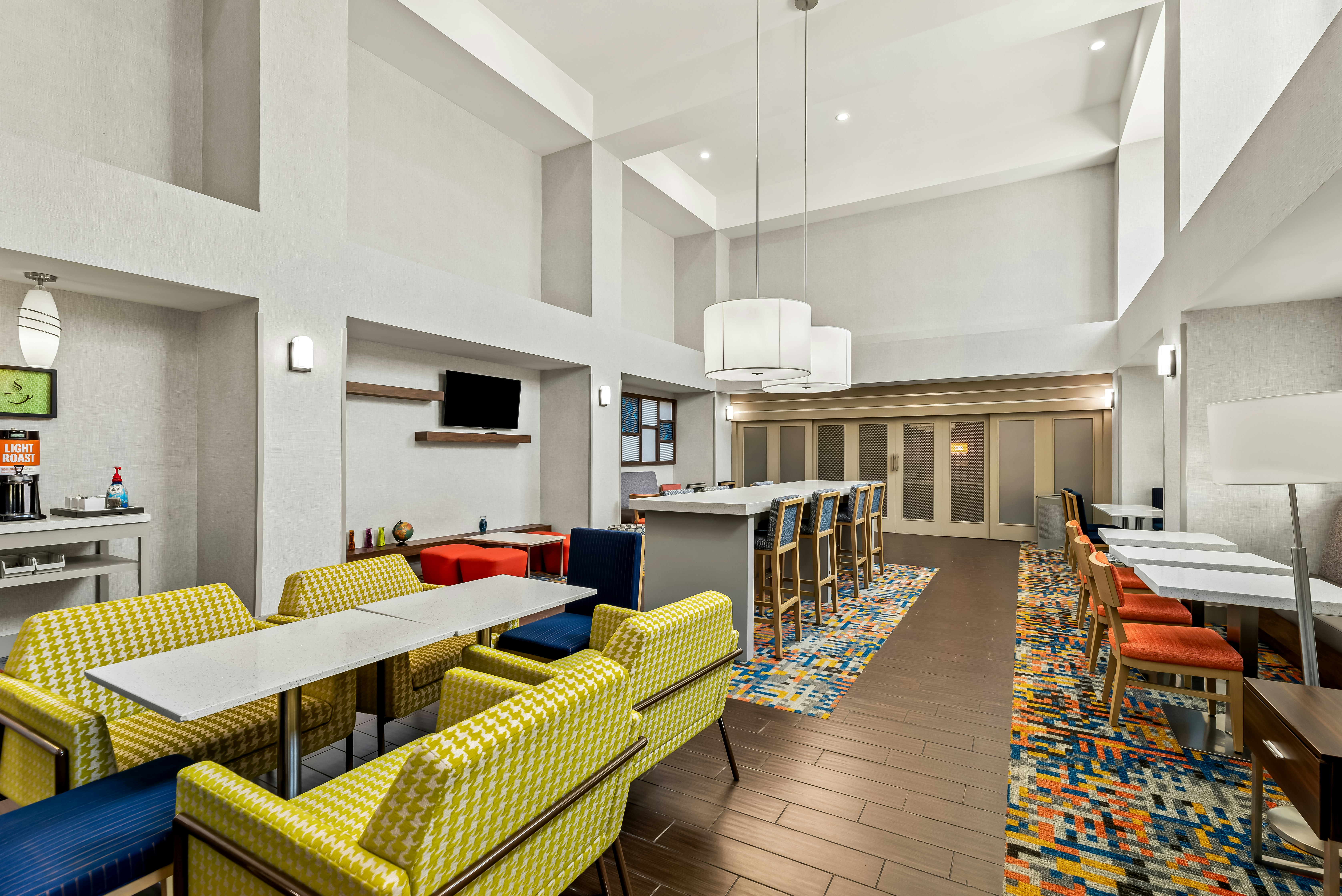 Hampton Inn and Suites Corpus Christi I-37 Navigation Blvd 26/48