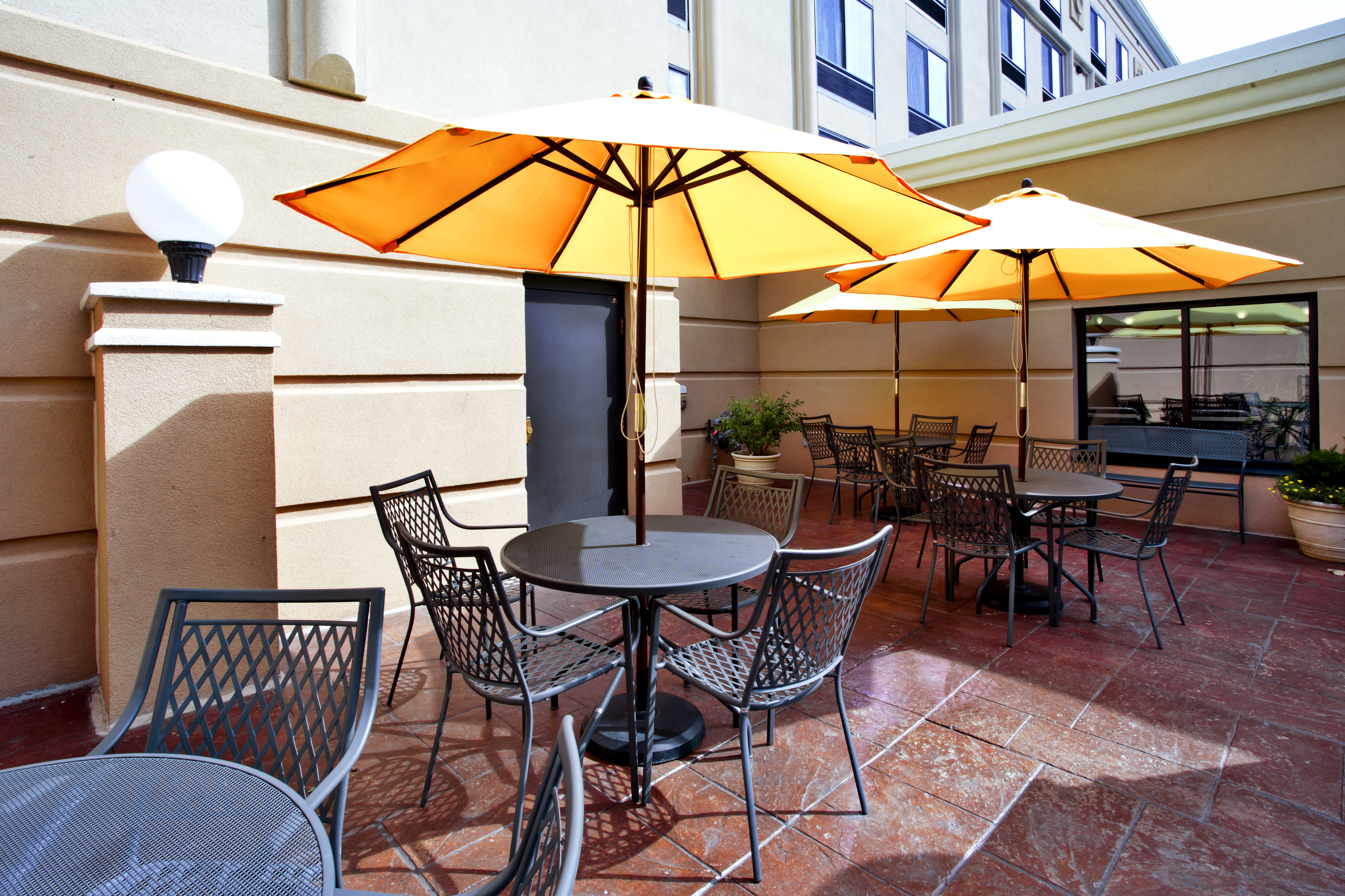 Holiday Inn Hotel Suites Ann Arbor Univ Michigan 61/73