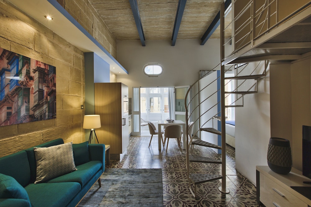 Barrakka Suites 34/50