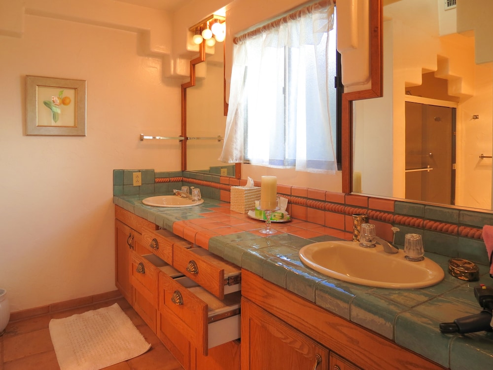Topanga Canyon Inn Bed and Breakfast 44/49