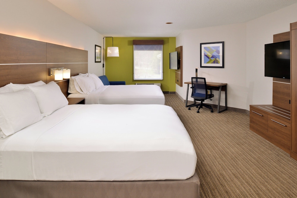 Holiday Inn Express Blowing Rock South 15/50