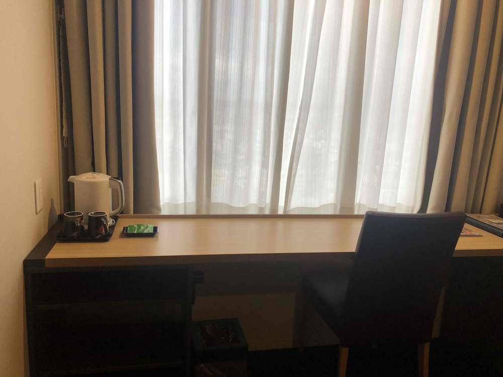 Izumisano Center Hotel 51/55