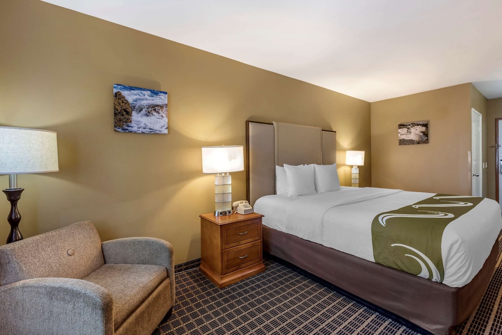 Quality Inn & Suites Westminster Seal Beach 8/37
