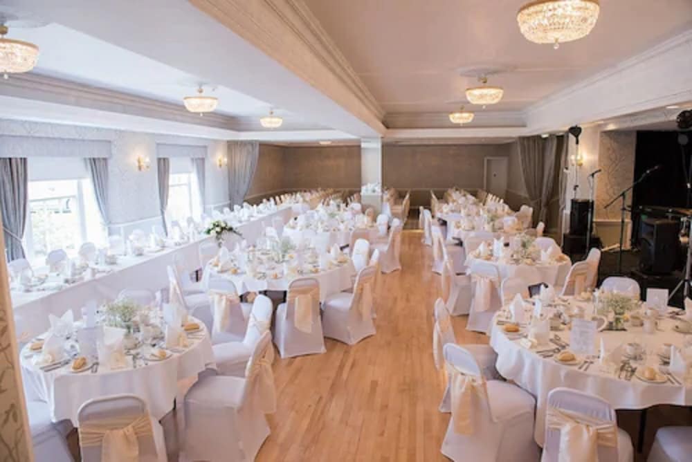 North West Castle Hotel 43/50