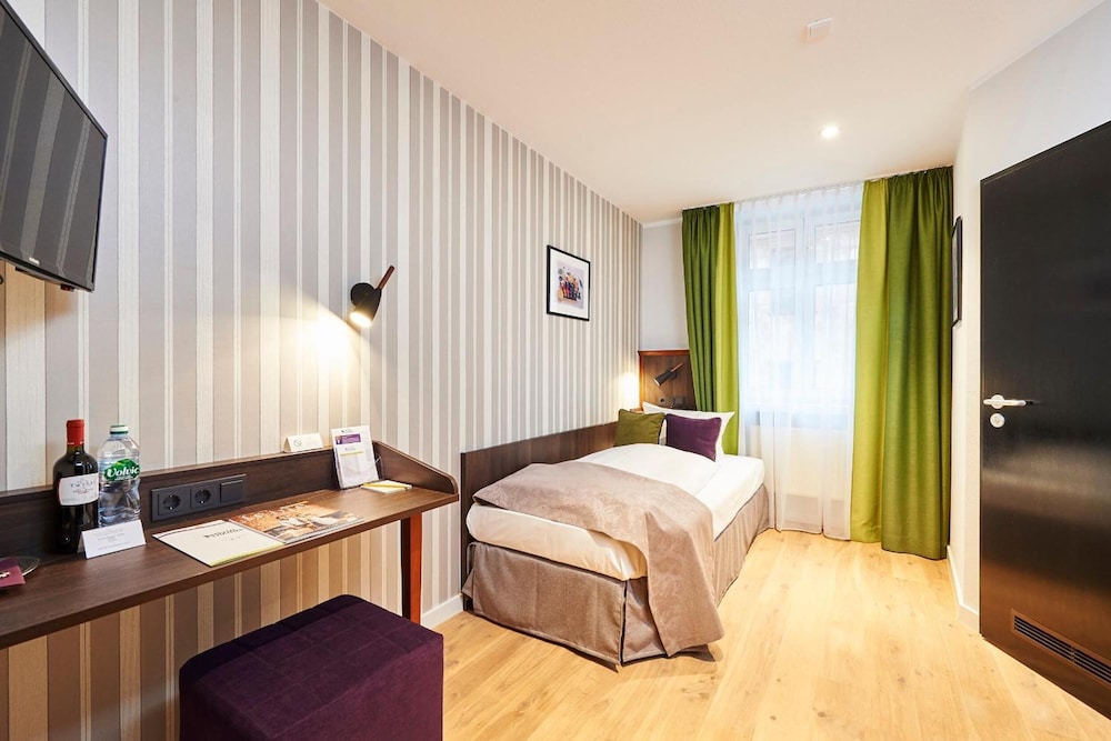 Hotel Hauser 5/50