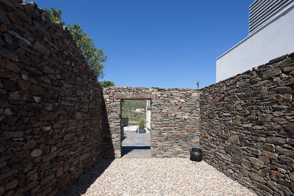 Quinta De Casaldronho Wine Hotel 52/60