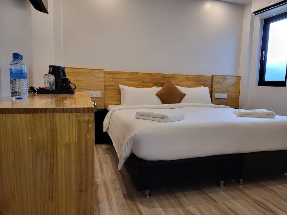 AIMI Beach Hotel 42/64