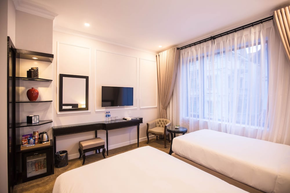 Dinh Elegant Hanoi Hotel 46/64