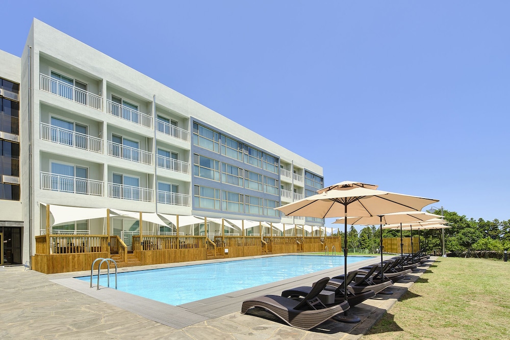 Shin Shin Hotel Jeju City 10/60