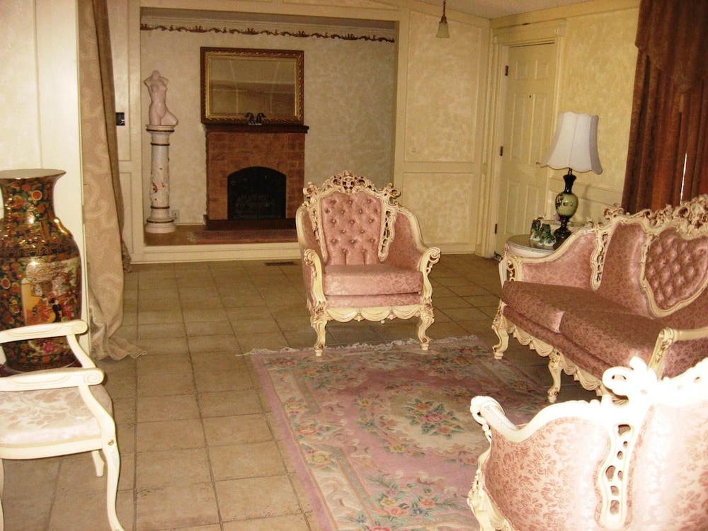 Shady Lady Bed & Breakfast 44/61