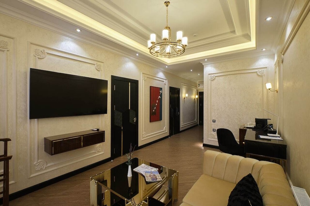 East Star Hotel 36/50