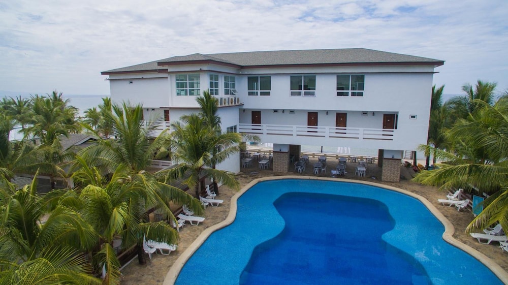 Bataan White Corals Beach Resort 9/42