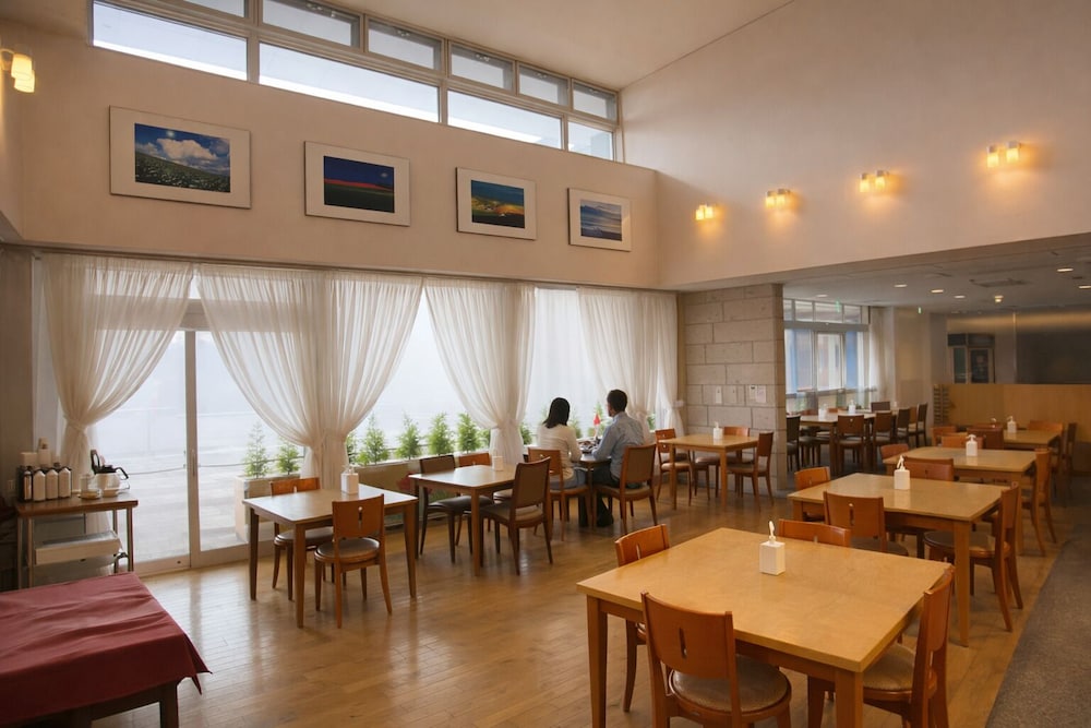 Hotel Lavenir 28/40