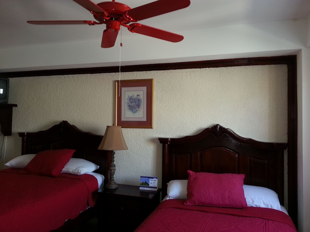 Le Paradis S. Hotel 35/47