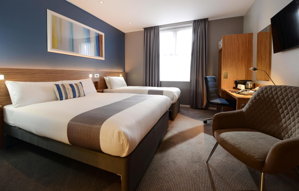 Travelodge Plus - Galway City 7/41