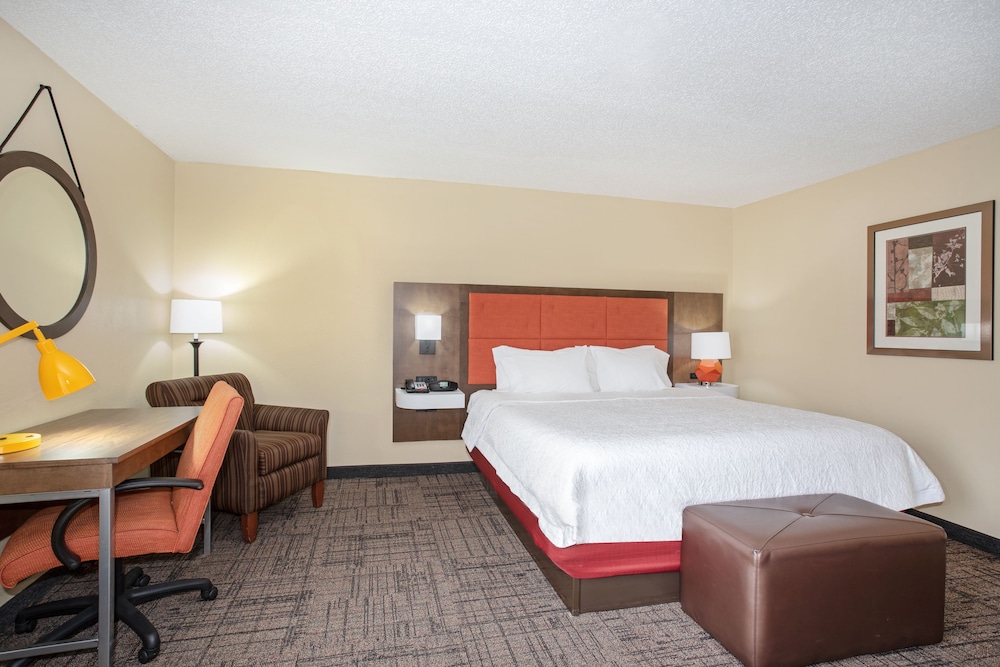 HAMPTON INN JONESBORO 9/39