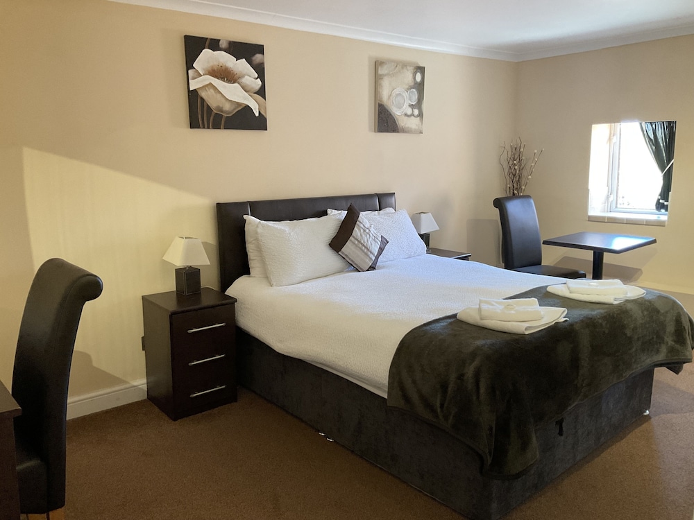 The Silverton Inn - B&B 13/30