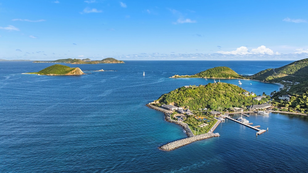 PETER ISLAND RESORT AND SPA 50/55