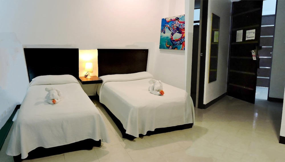 Hotel Plaza Playa 4/22