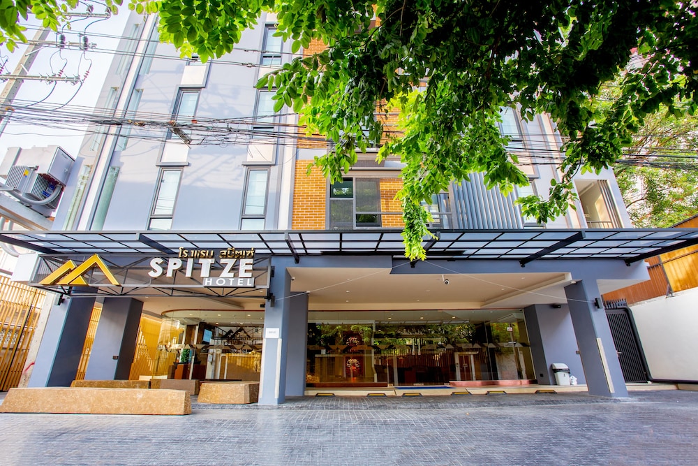 Spittze Hotel Pratunam 3/50