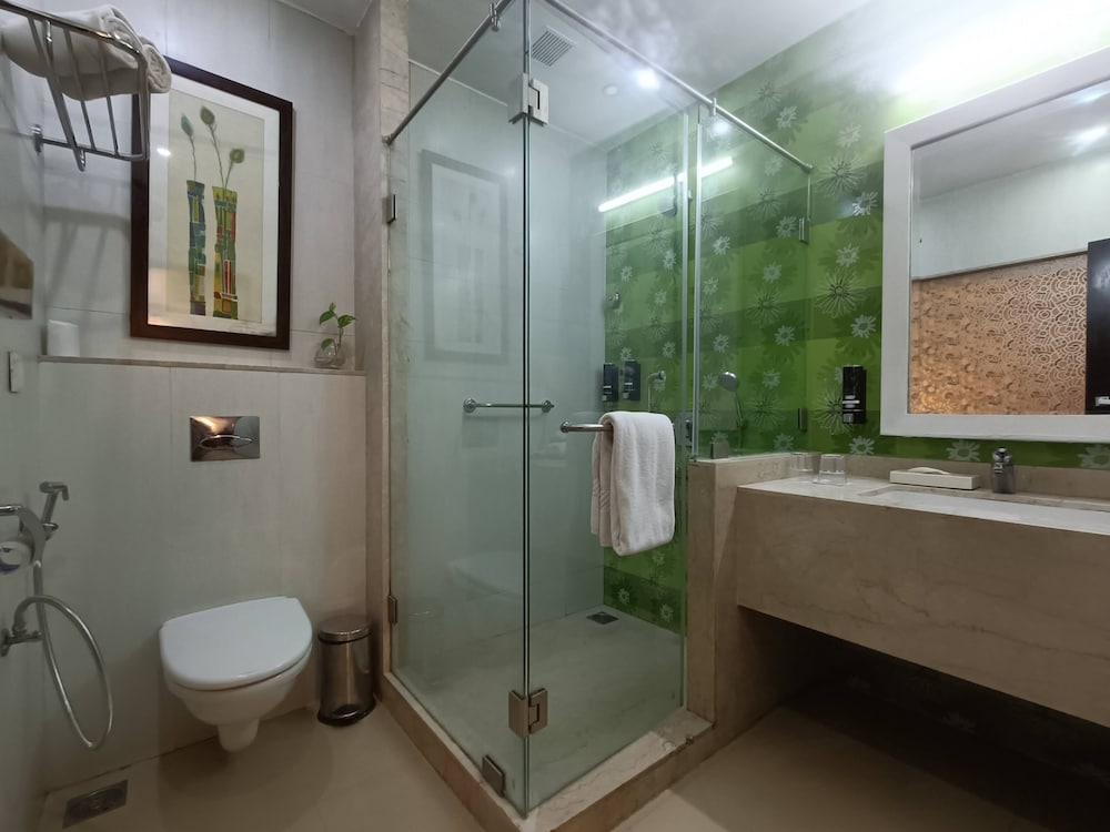 Kyriad Prestige Calangute, Goa 70/72
