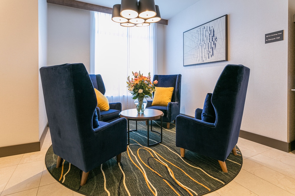 Hyatt Place Wilmington Riverfront 47/66