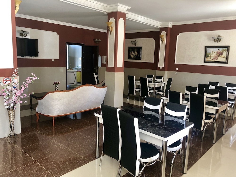 Ritsa Resort 46/70
