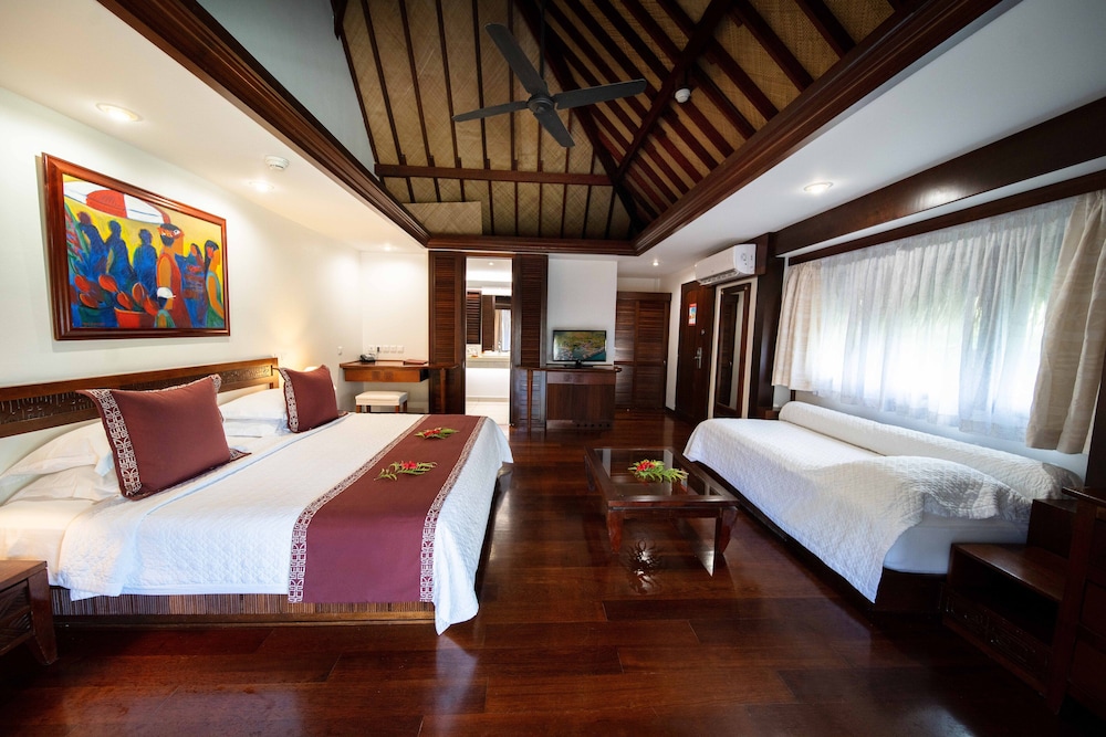 Manava Beach Resort And Spa Moorea 10/48