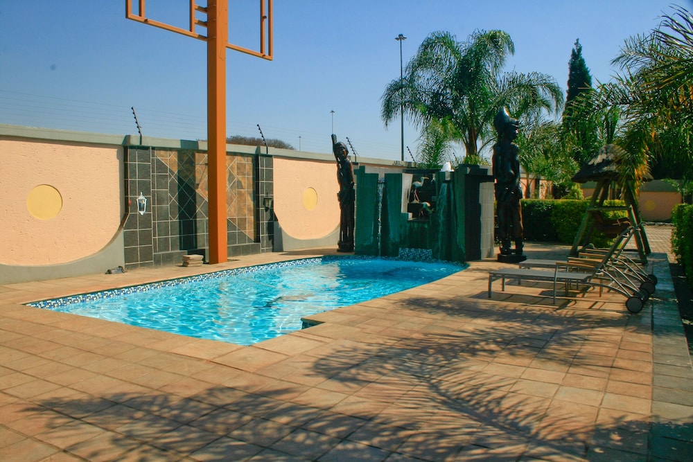 Eco Park Lodge 42/45