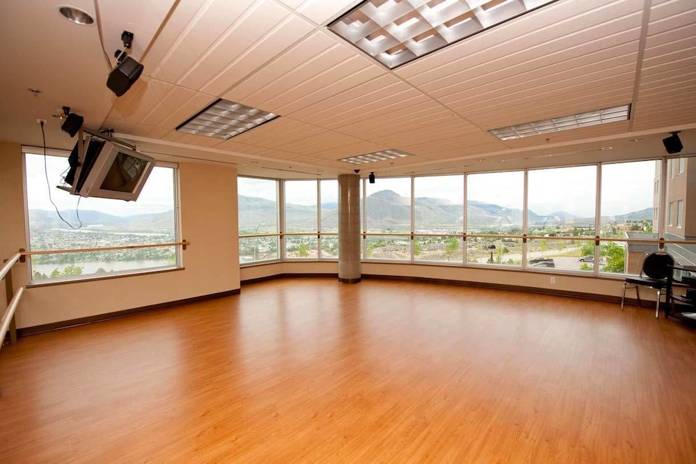 Residence & Conference Centre - Kamloops 22/61