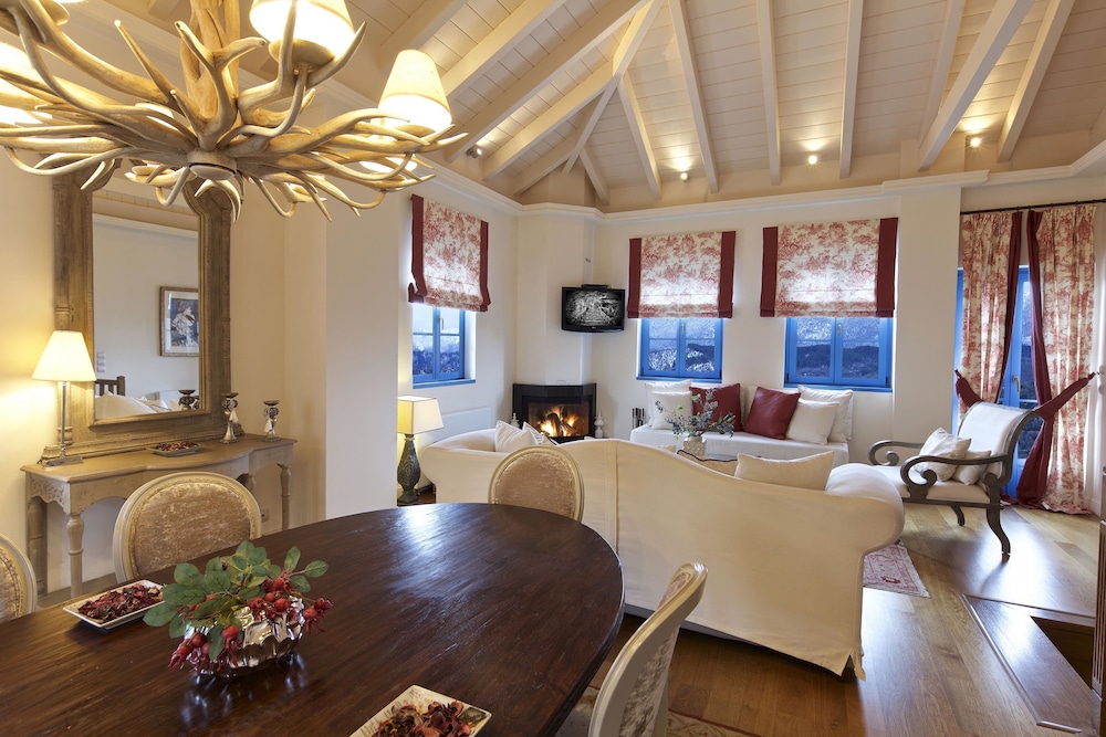 Zagori Suites 36/72
