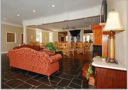 Greenville Inn and Suites 19/25