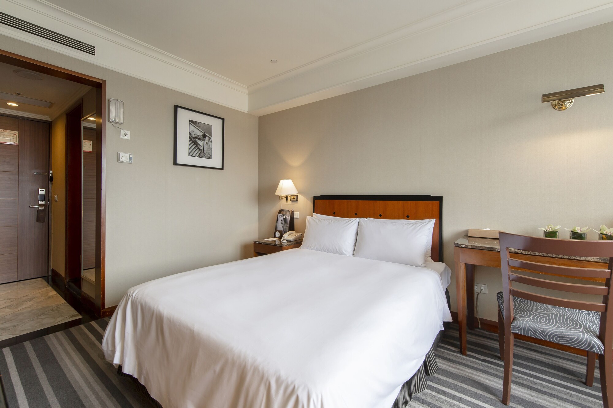 ELITE, DOUBLE BED