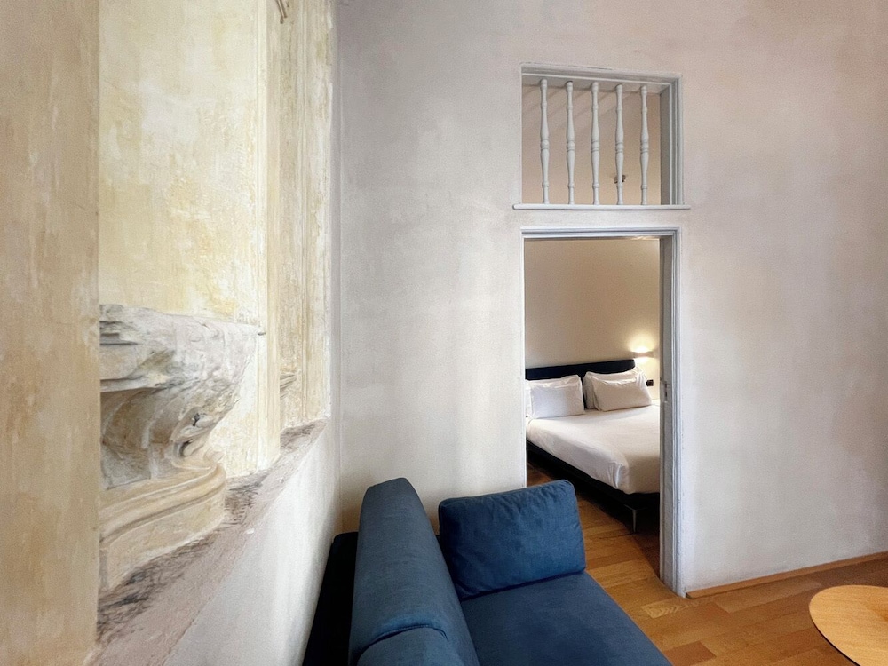 Hotel Palazzo Grillo 66/72