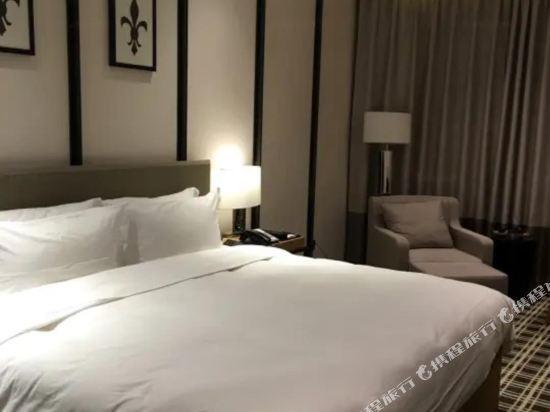 Hotel Conrab (Ganzhou Wanxiang) 25/58