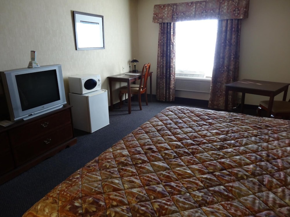 Fairgrounds Inn 28/42