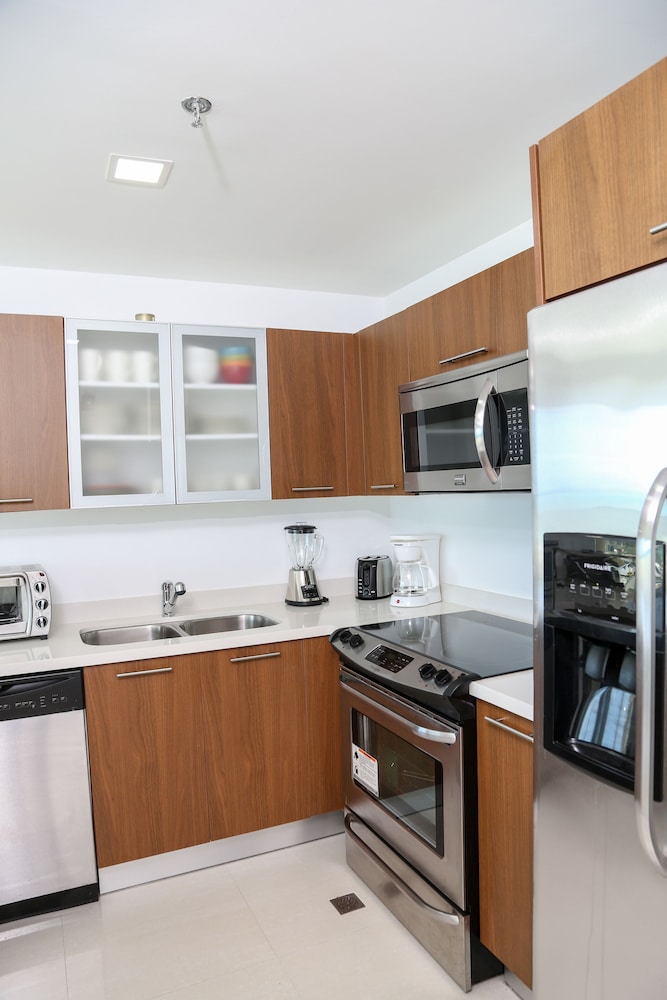 Blue Residences Aruba 72/83