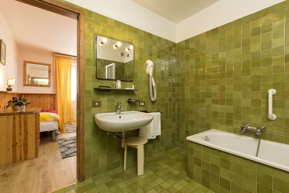 Pontechiesa Hotel 28/31