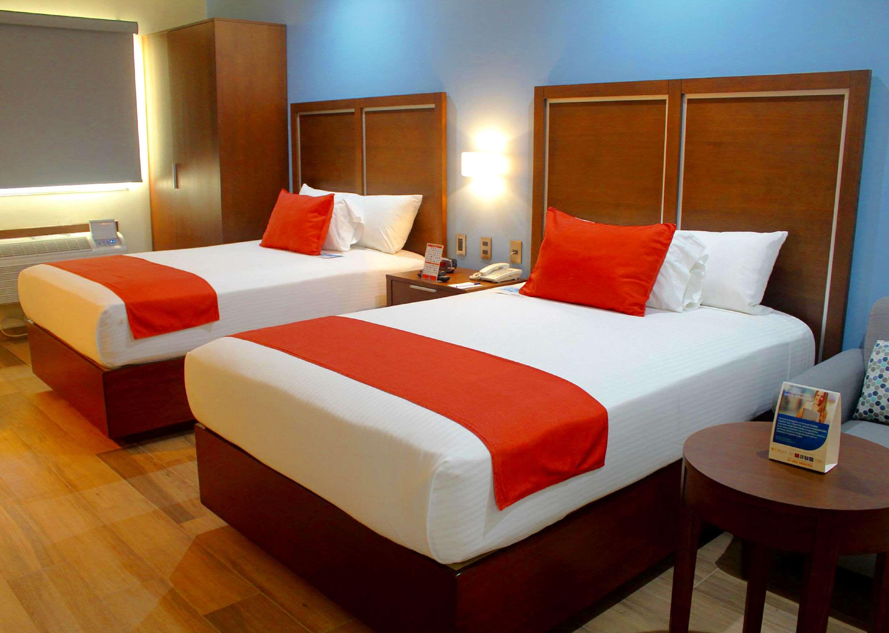UPGRADE, 2 DOUBLE BEDS