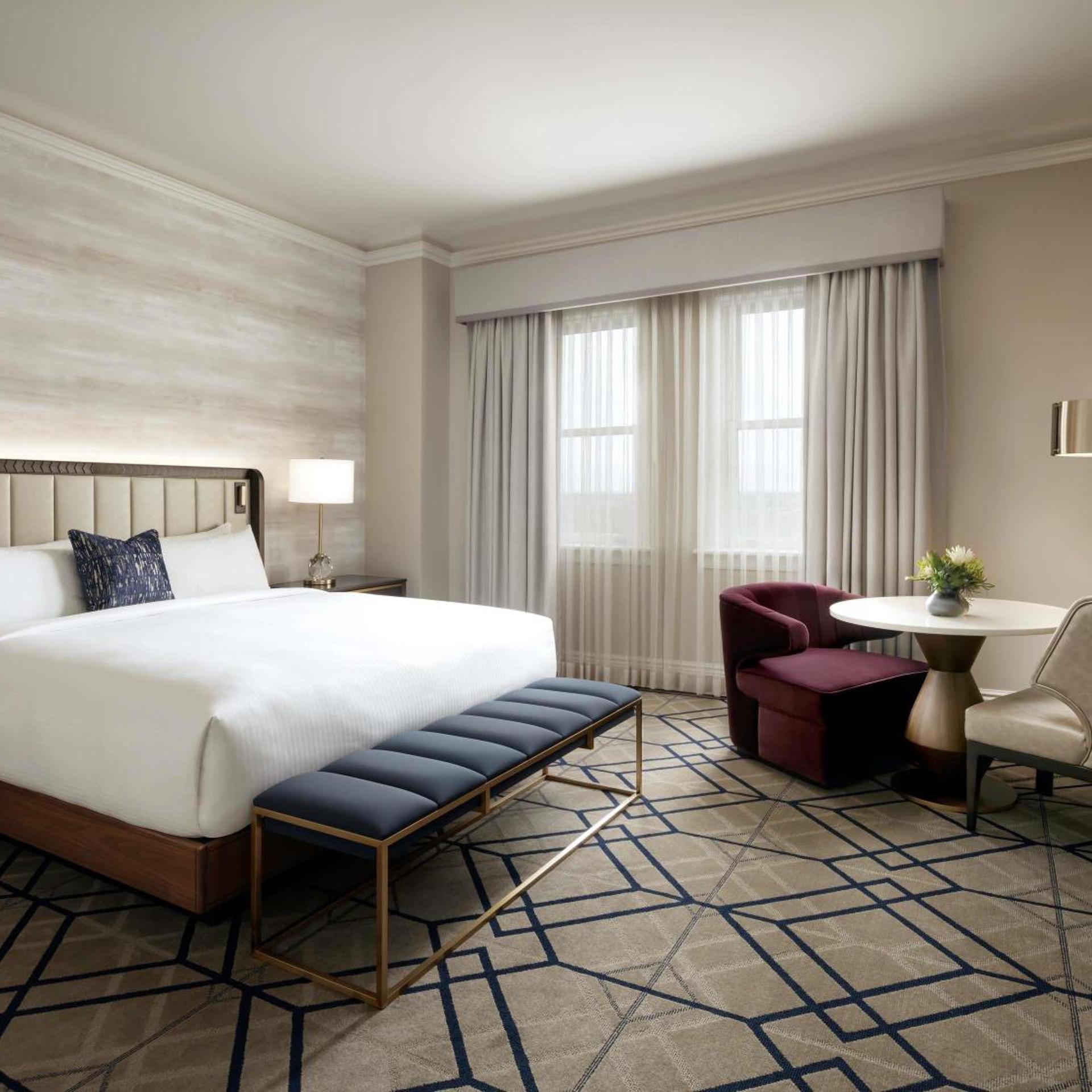 Fairmont, King Bed