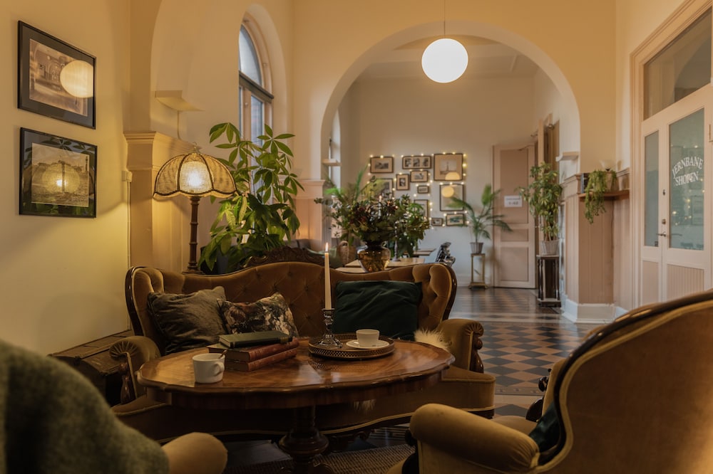 Stationen Bed Breakfast 32/50