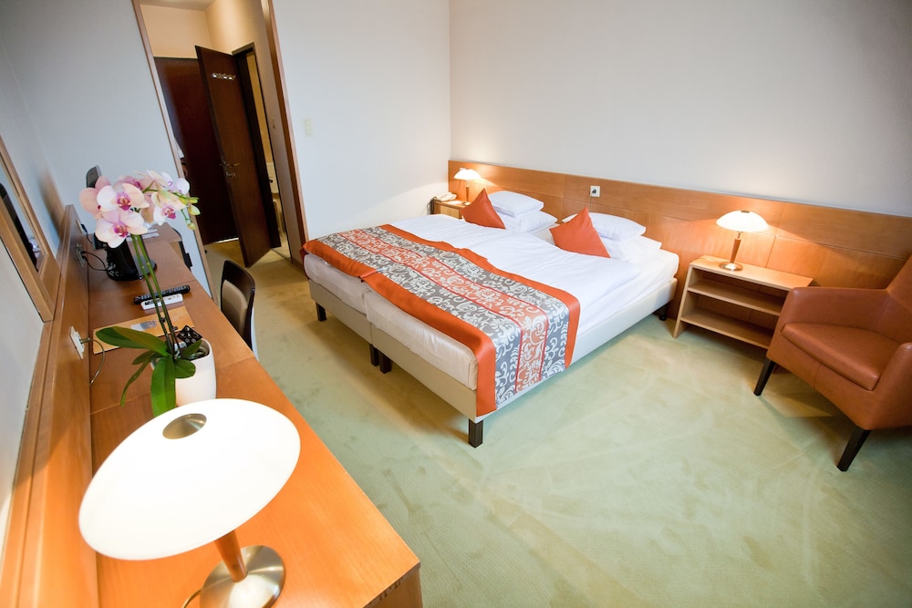 Hotel Sopron 21/73