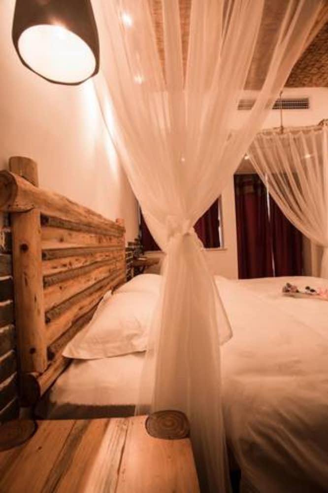 Jiange Shiguang Travel Inn 10/20