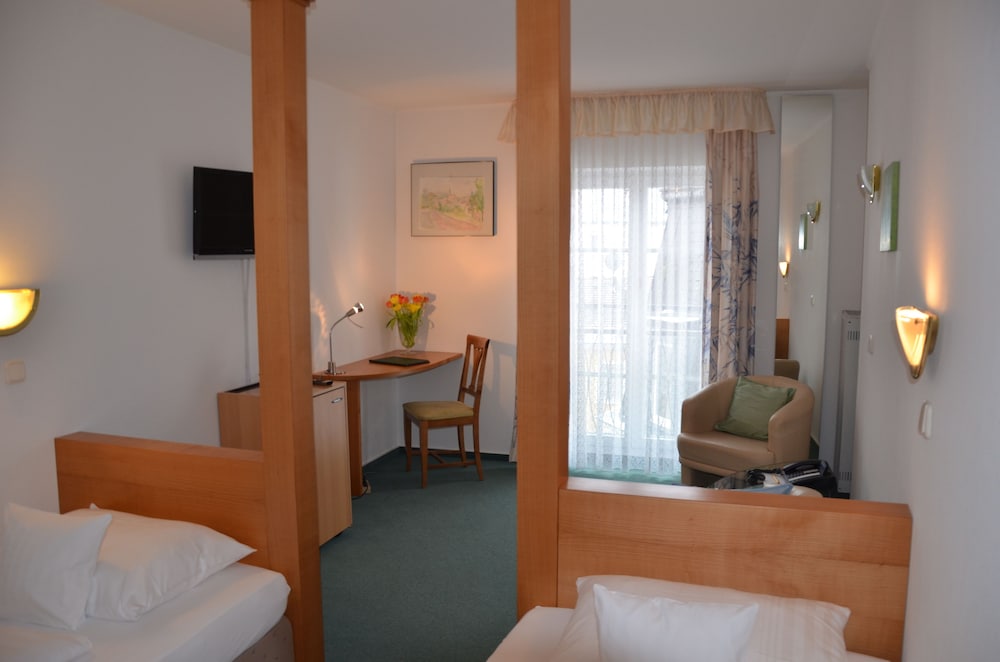Hotel Deutscher Kaiser im Centrum 21/31
