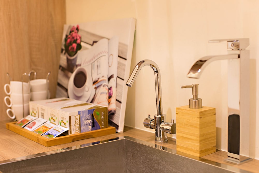 Traveller-Inn Zhongzheng Library 3/60
