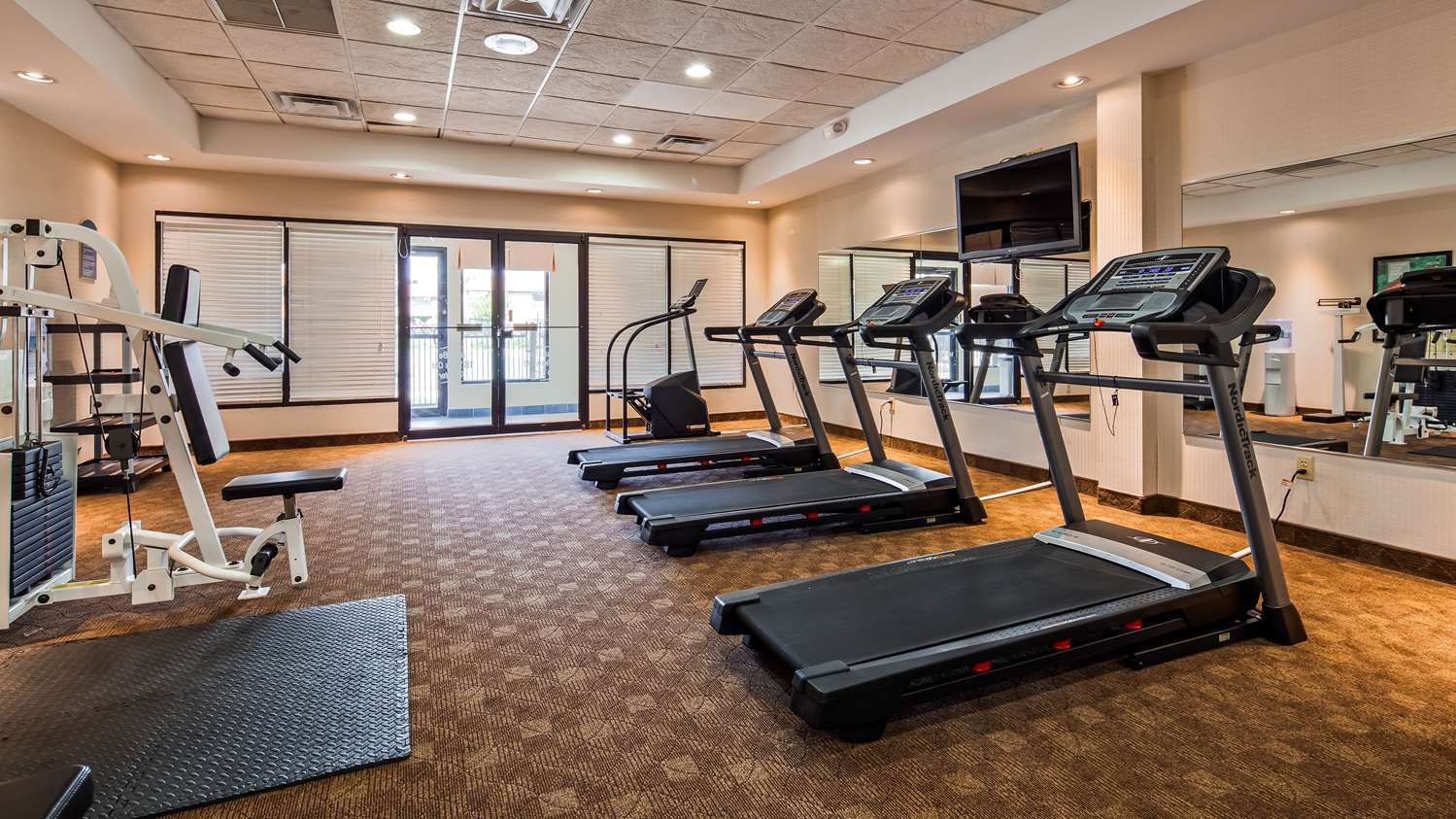Best Western Galleria Inn & Suites 21/30
